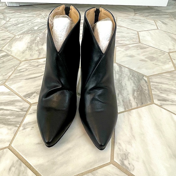 Jingpin Black Leather Ankle Booties size 38 (8-8.5). NWT! Never Worn! - Picture 4 of 5